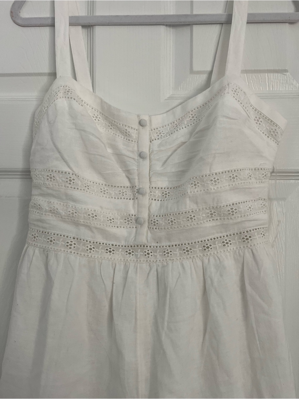 NWT American Eagle White cotton Eyelet Romper - Picture 2 of 4
